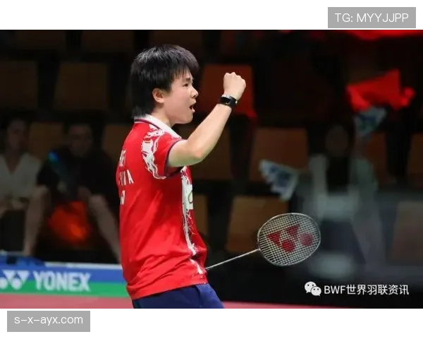 何冰娇每天喝的水都是按毫升掐着点灌的